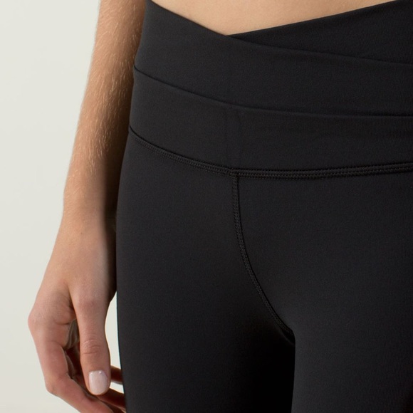 Lululemon Crossover Flare Leggings - Black 4 Tall - Picture 3 of 11
